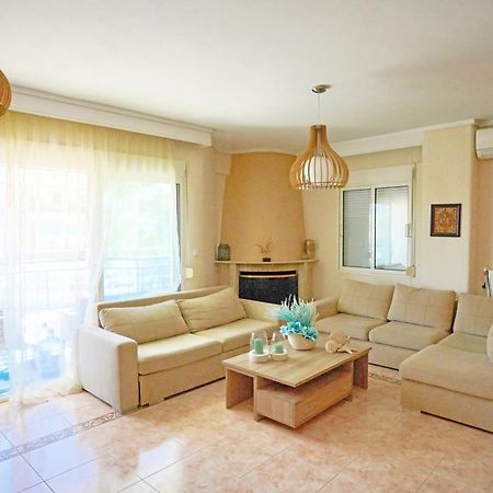 Lovely And Sunny Apartament 300M From Beach!! Peraia  Exterior photo