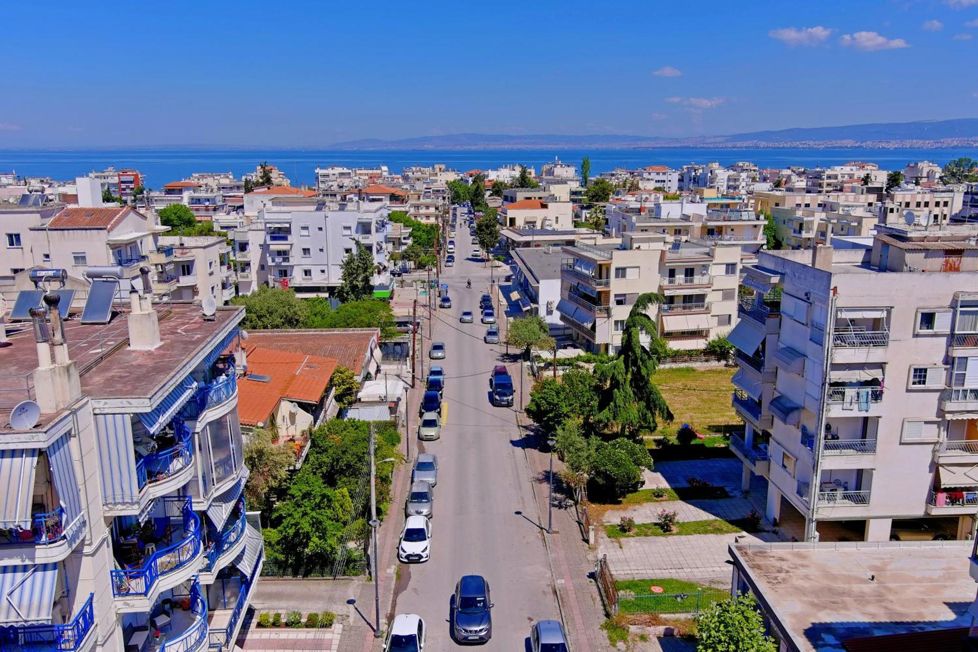Lovely And Sunny Apartament 300M From Beach!! Peraia  Exterior photo