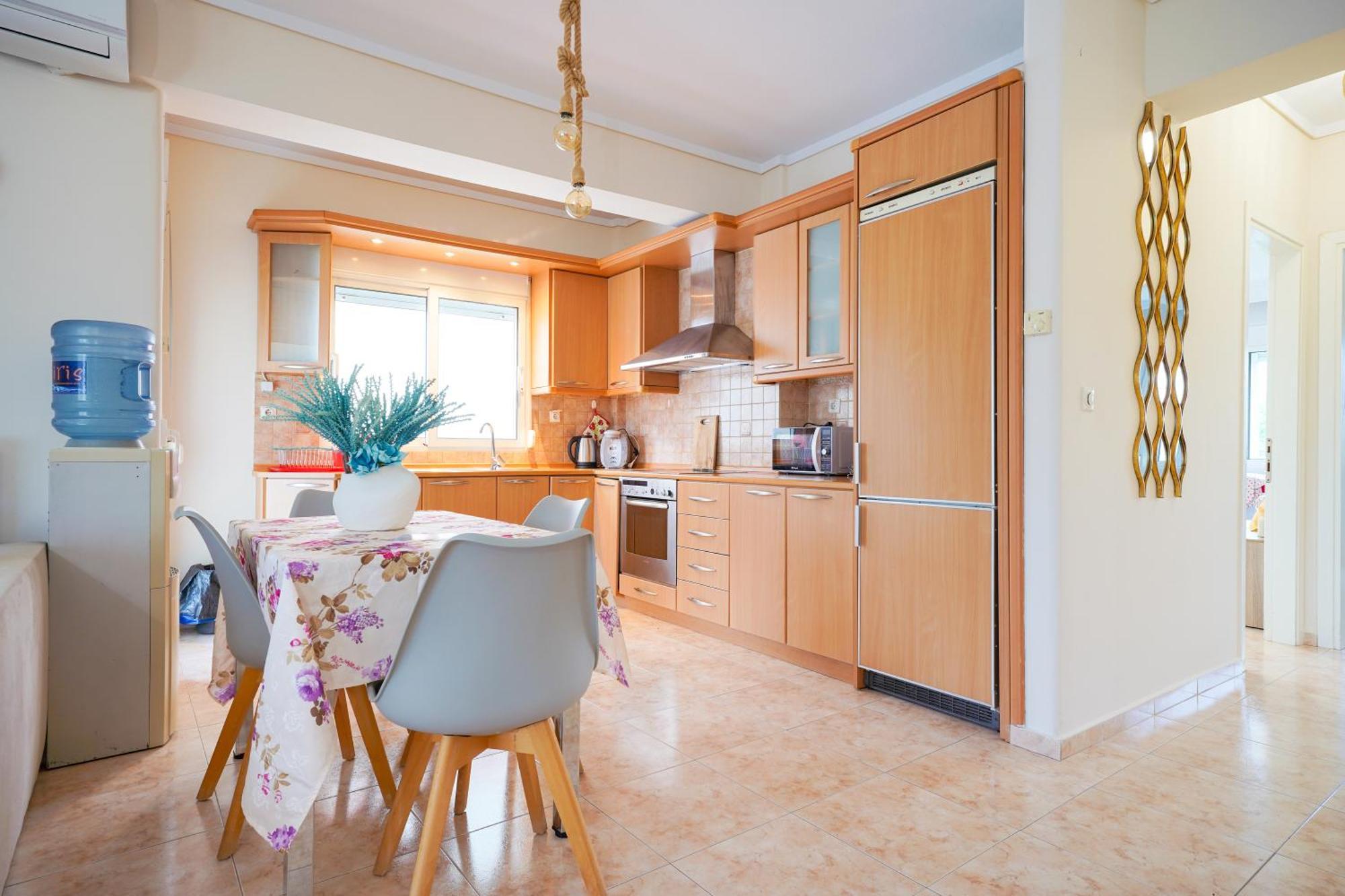 Lovely And Sunny Apartament 300M From Beach!! Peraia  Exterior photo